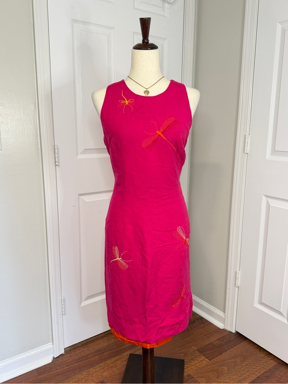 Donna Morgan Fuchsia Sleeveless Dress with Orange Dragonfly Embroidery